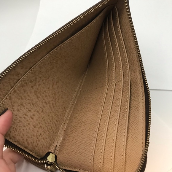 Louis Vuitton Monogram Trunks & Bags zip wallet - Picture 11 of 15